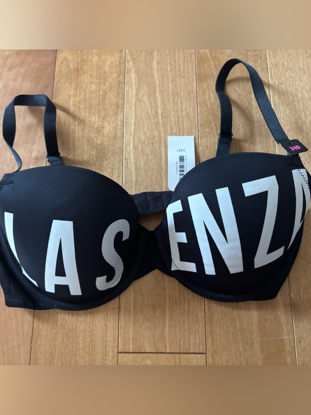 NWT 34D bra